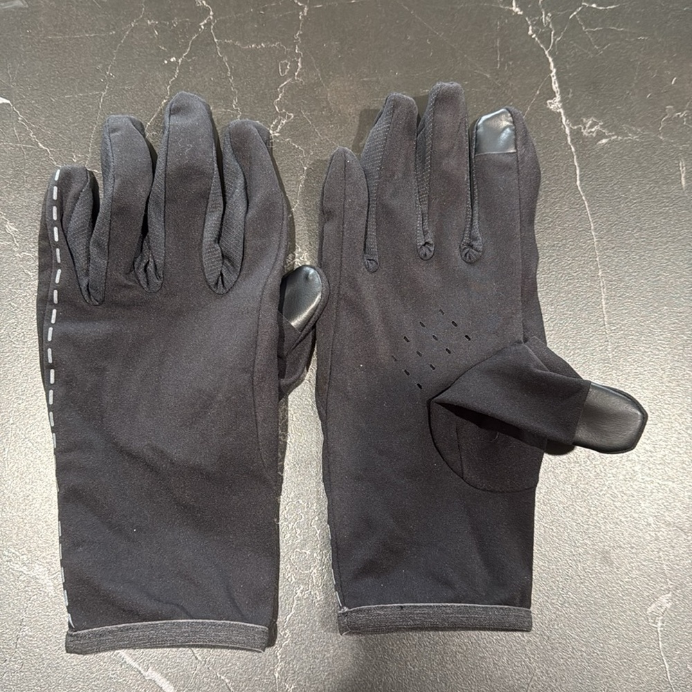 Lululemon For The Chill Run Reflective Gloves - UNISEX - S/M - New!
